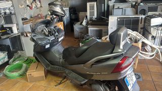 Suzuki Burgman 250cc - Moto usada