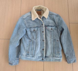 Chaqueta Levis borreguillo azul