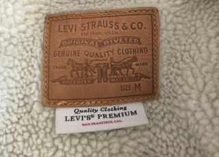 Chaqueta Levis borreguillo azul