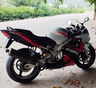 Honda CBR 600 - Moto 2003