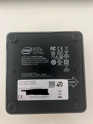 Intel NUC7i5BNH - Mini PC