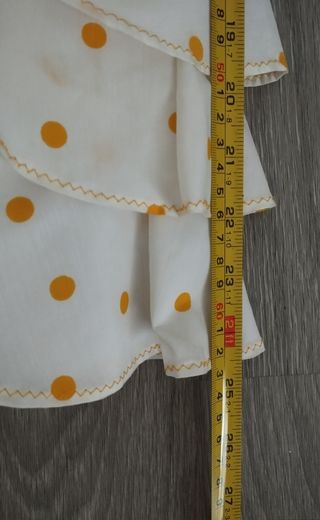 Traje gitana lunares amarillos
Talla de 8 a 9 Años