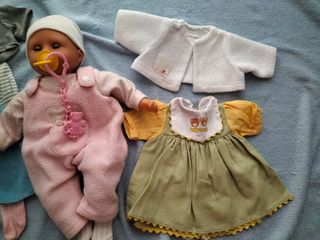 Baby Nurse 90's + ropa