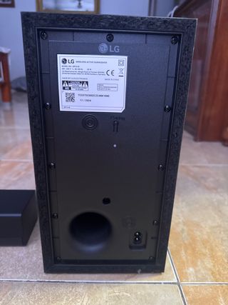 LG S40T Subwoofer LG inalámbrico - SPT4-W