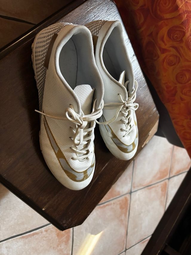 Scarpe Calcio Bambino - Oro/Bianco