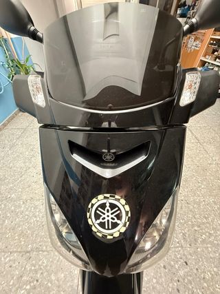 Yamaha X-MAX 250 (2006) 15.455 km 