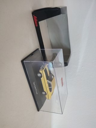 Opel Kadett B Coupé 1/43 Schuco