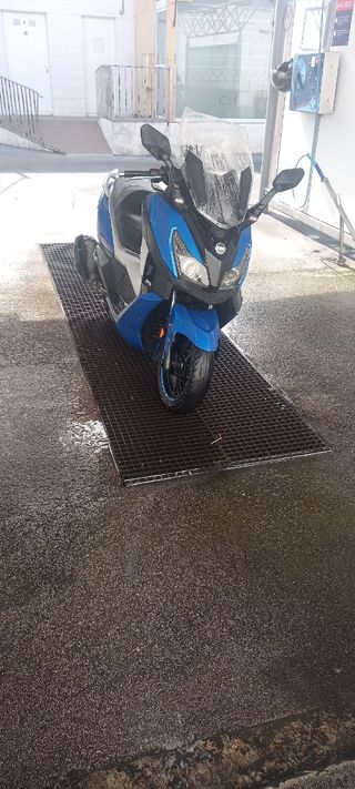 Scooter sym  125cc azul