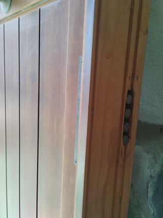 Puerta madera maciza con tres pasos de seguridad