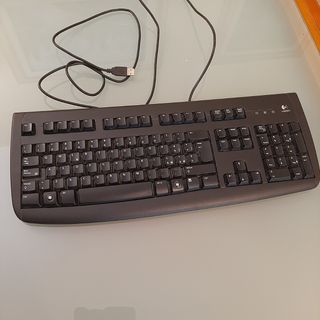 Tastiera Logitech - USB