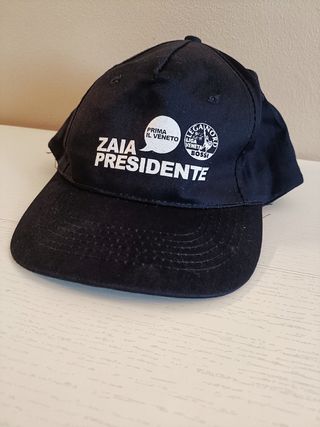 Cappello Zaia Presidente Lega Nord Prima il Veneto