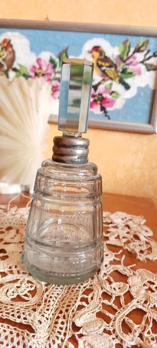 Bottiglia profumo cristallo vintage