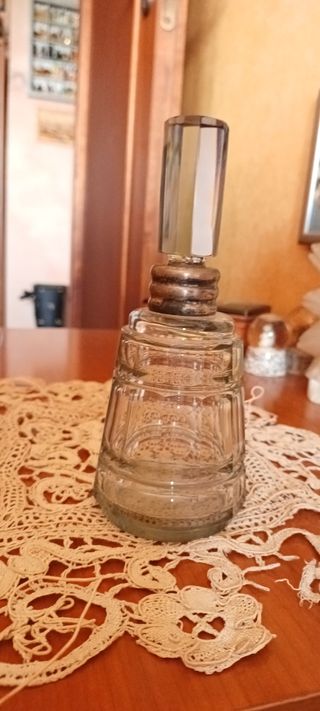 Bottiglia profumo cristallo vintage