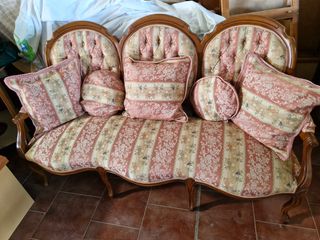 Sofá antiguo estilo Luis XV