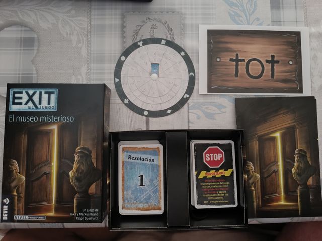 EXIT El museo misterioso - Nivel principiante.