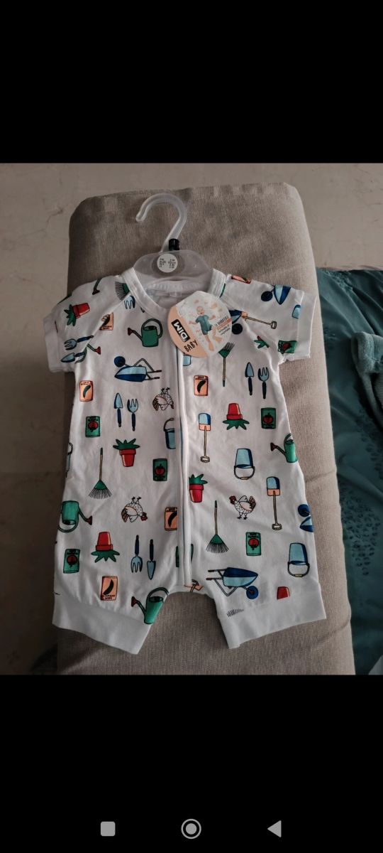 Pijama bebé DIM 3 meses. Nuevo con etiqueta.