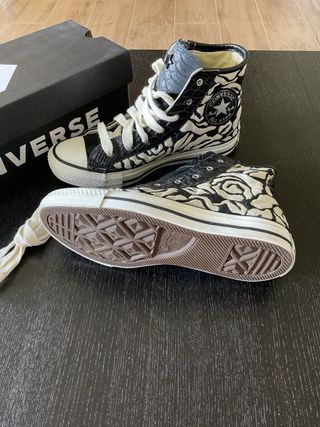 Converse Floral Print - Piel