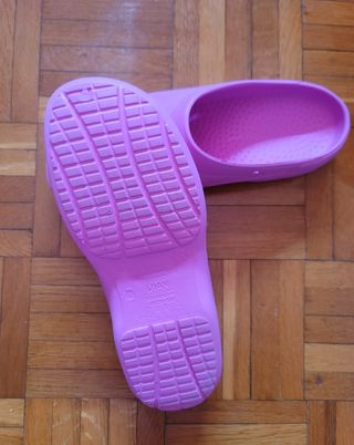 Zuecos morados