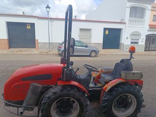 Tractor Pasquali 940n (2003)