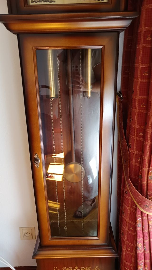 Reloj Carrillón de madera Tempus Fugit