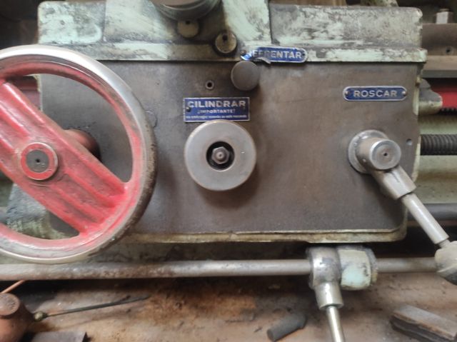 Torno metálico antiguo Antonio Puigantell