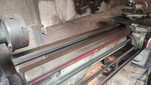 Torno metálico antiguo Antonio Puigantell