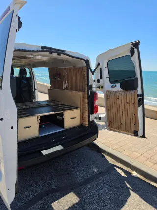 Peugeot Expert 2019 camper