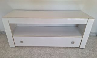 Mueble TV blanco brillo
