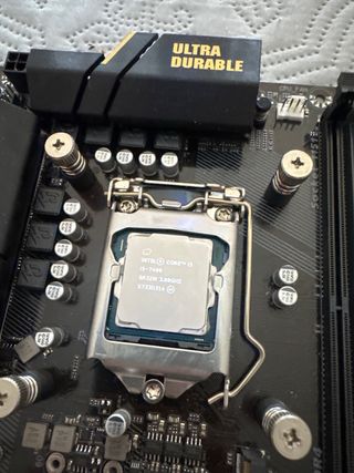 PLACA GIGABYTE GA-Z270-HD3P + INTEL I5-7400 3 GHZ