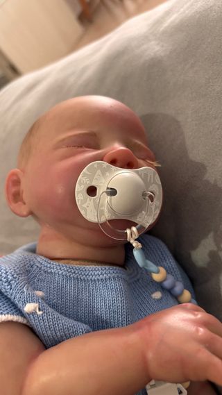 Muñeco reborn bebé MATEO