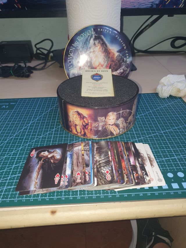 Naipes WOMEN by ROYO