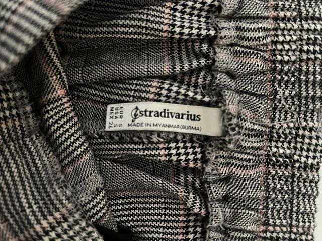Pantalones Stradivarius cuadros grises