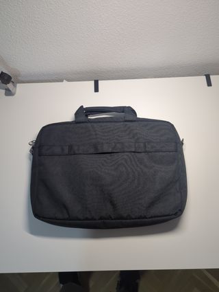 Maletín portátil 17 pulgadas nuevo.