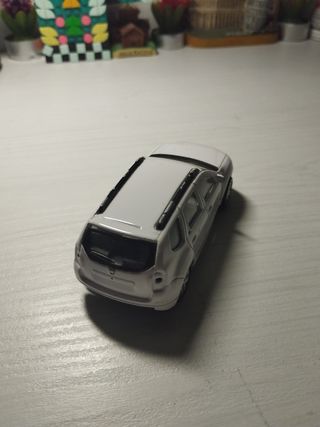 Dacia Duster Modellino