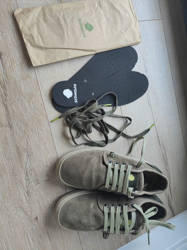 Zapatillas Satorisan ante verde 41, sin caja