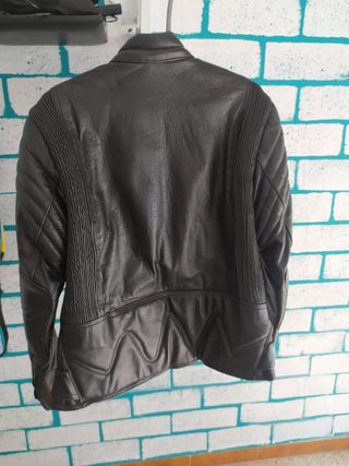 Chaqueta cuero negra hombre