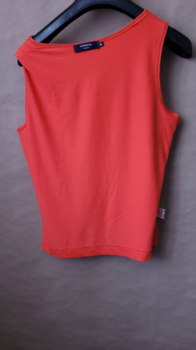 Camiseta roja Cortefiel L