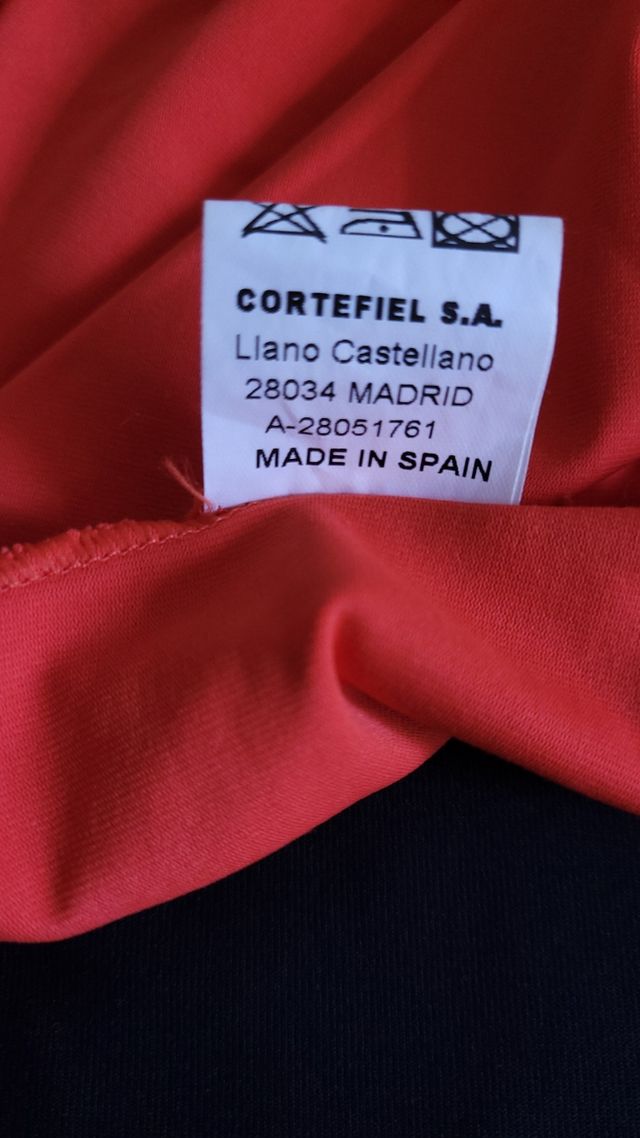 Camiseta roja Cortefiel L