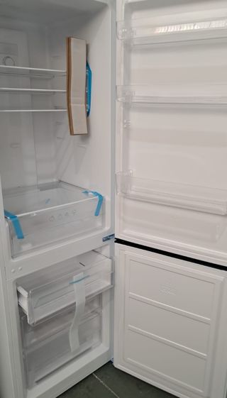 Frigorífico Combi Svan