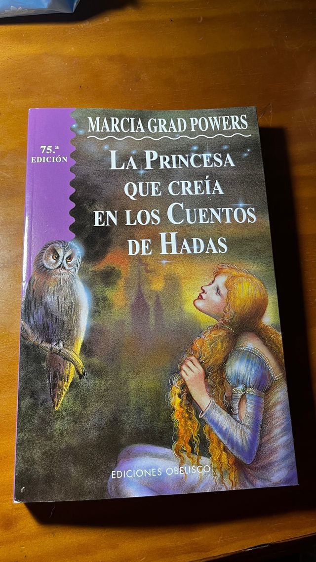 La princesa que creía en cuentos de hadas (Span...