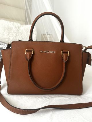 Bolso Michael Kors Selma marrón