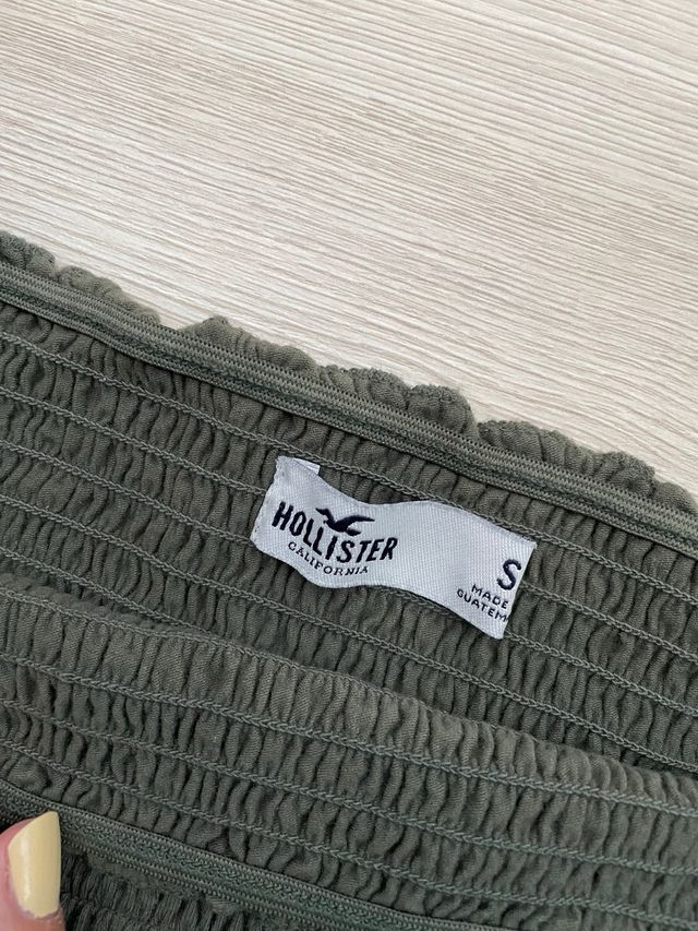 Top Hollister verde oliva - Talla S