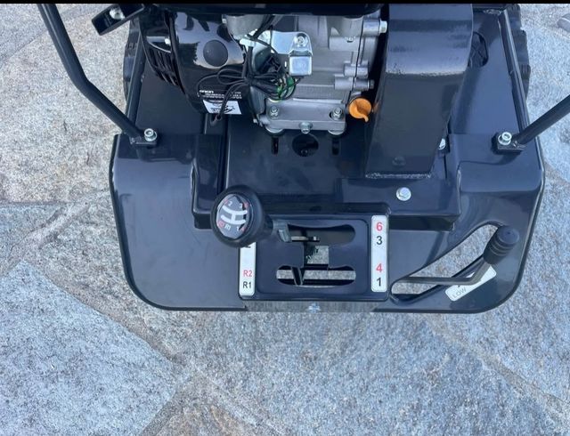 Motocariola benzina 8 marce,motore Longin 196 cc