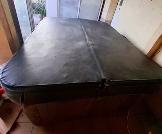 Jacuzzi hidromasaje azul