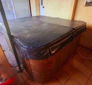 Jacuzzi hidromasaje azul