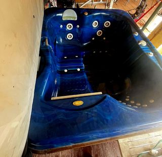 Jacuzzi hidromasaje azul