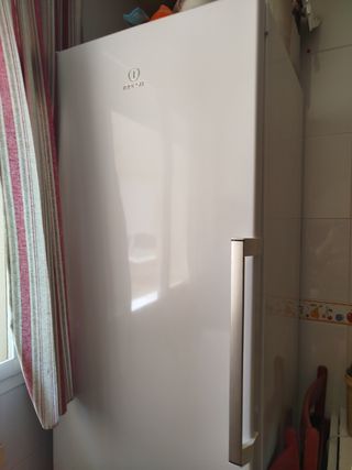 Congelador Indesit 7 cajones