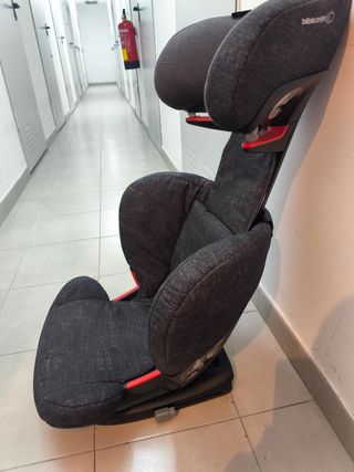 Silla coche Bébé Confort Rodifix 2/3 15 a 36 kgs.
