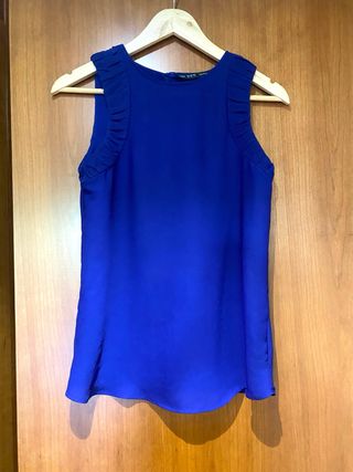 Top Zara azul klein