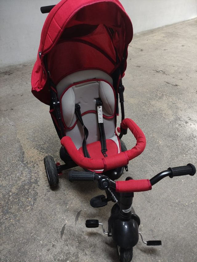 Triciclo infantil rojo con capota besrey 7 en 1
